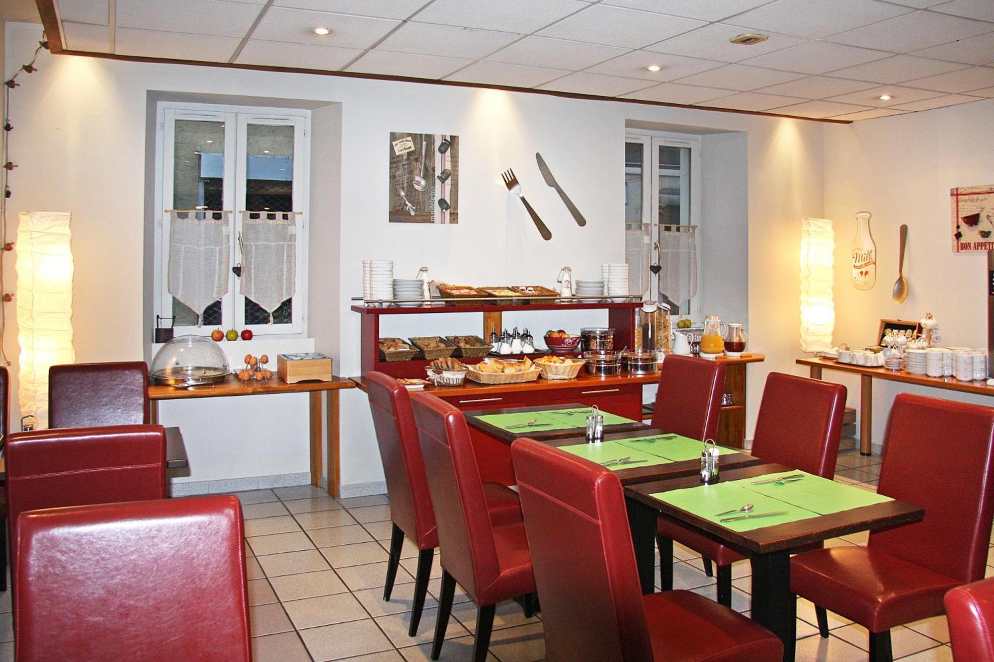 Hotel De Geneve Et Restaurant , Faverges-Seythenex Eksteriør billede
