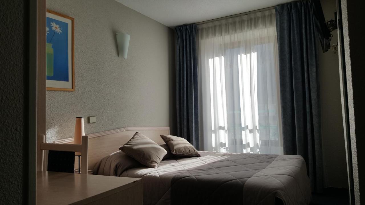 Hotel De Geneve Et Restaurant , Faverges-Seythenex Eksteriør billede